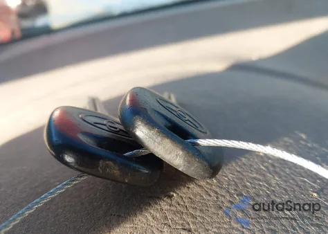 2010 Toyota Sienna Le из США, поврежденный, VIN 5TDKK4CC0AS328629